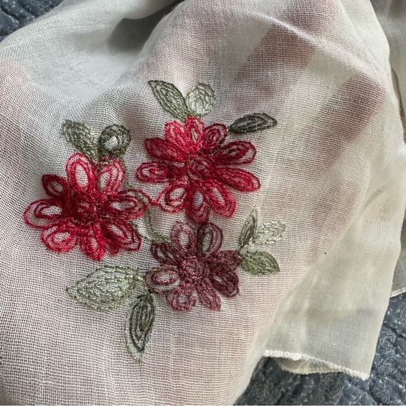Scarf Large Rectangle Floral Embroidery White & Red Shawl or Cover Up 66” x 35” - Picture 2 of 8